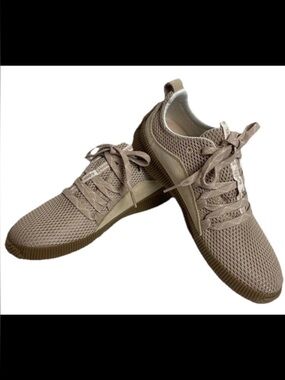 Sorel waterproof breathable hiking Sneakers Out n About